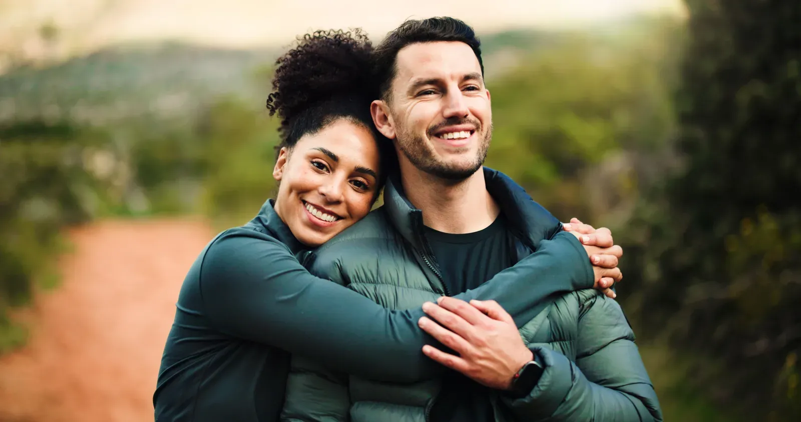 Couple hiking in nature, a trekking adventure that a few weeks of training can prepare for